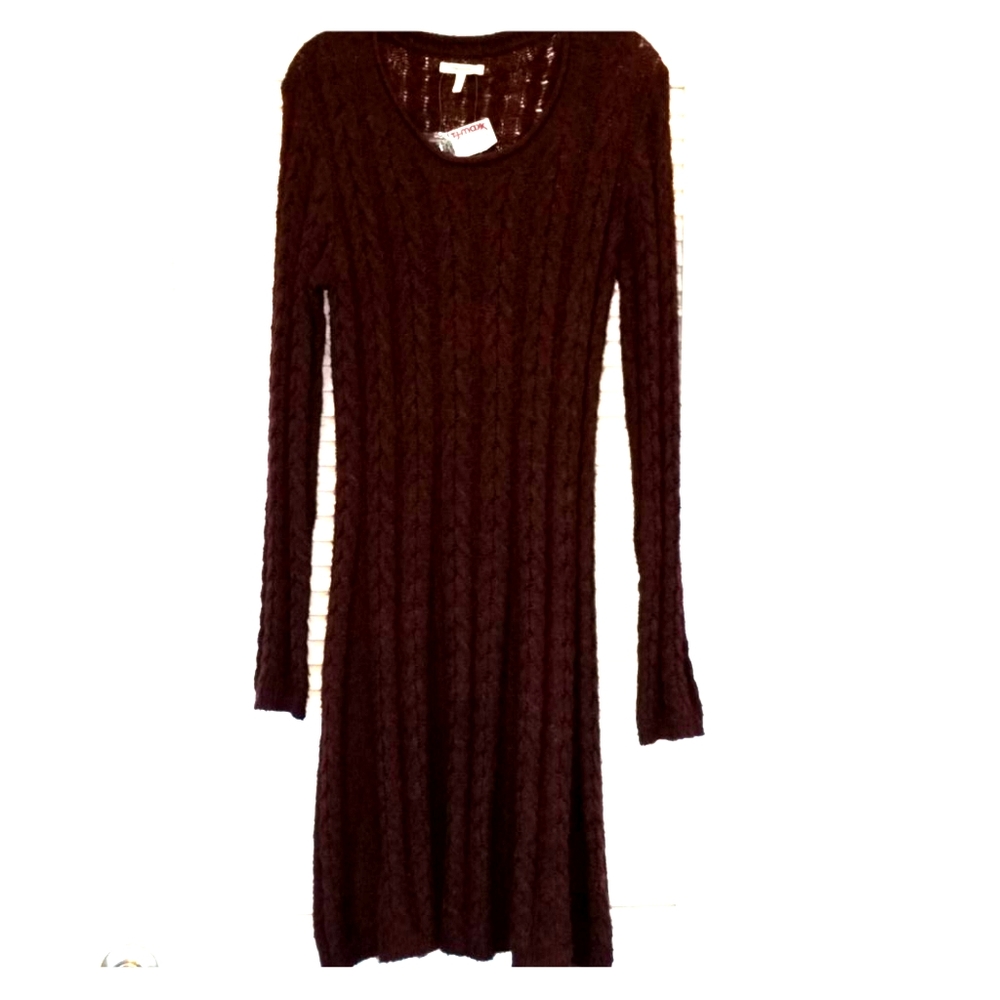 New lined crochet dress